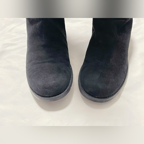 ✨Host Pick✨Stuart Weitzman 5050 Stretch Suede Boots - Picture 5 of 9